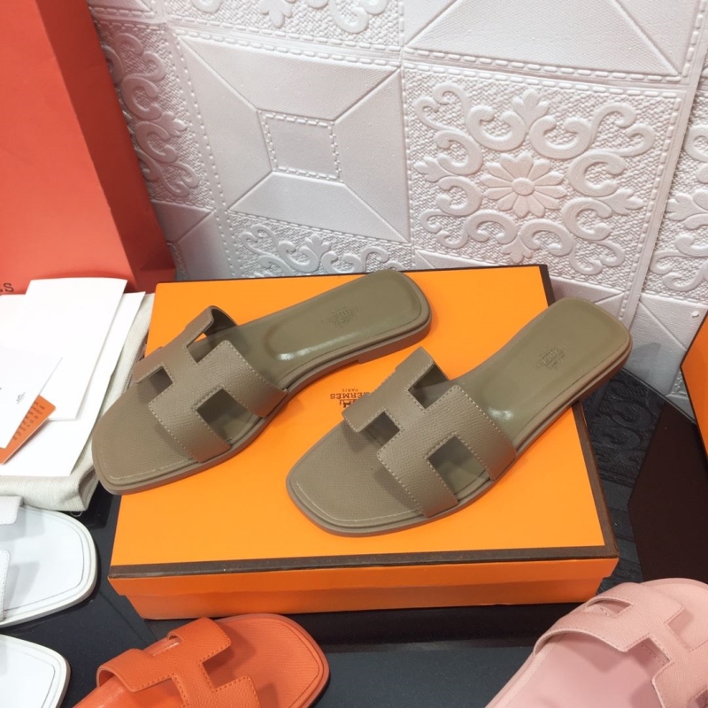 Hermes Slippers